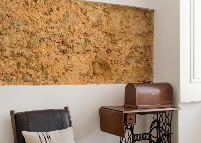 Sao Mamede Downtown Apartment