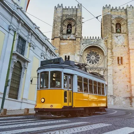 1br Downtown At Sao Mamede Lisbon