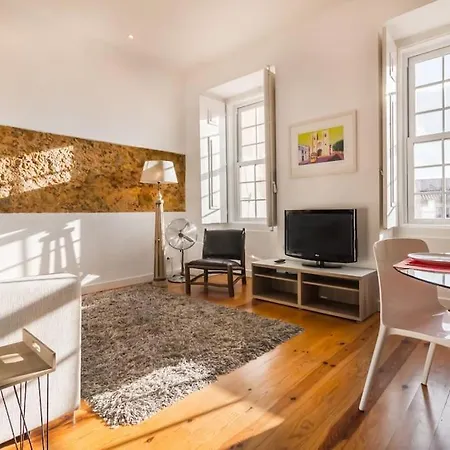 1br Downtown At Sao Mamede Apartment *