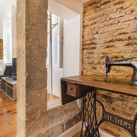 1br Downtown At Sao Mamede Apartment *
